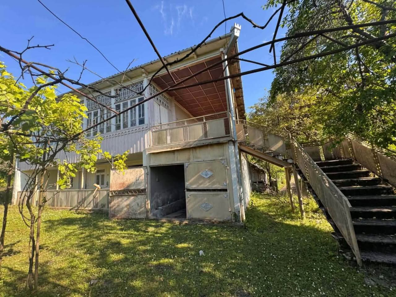 Evi, banyosu — $15,000