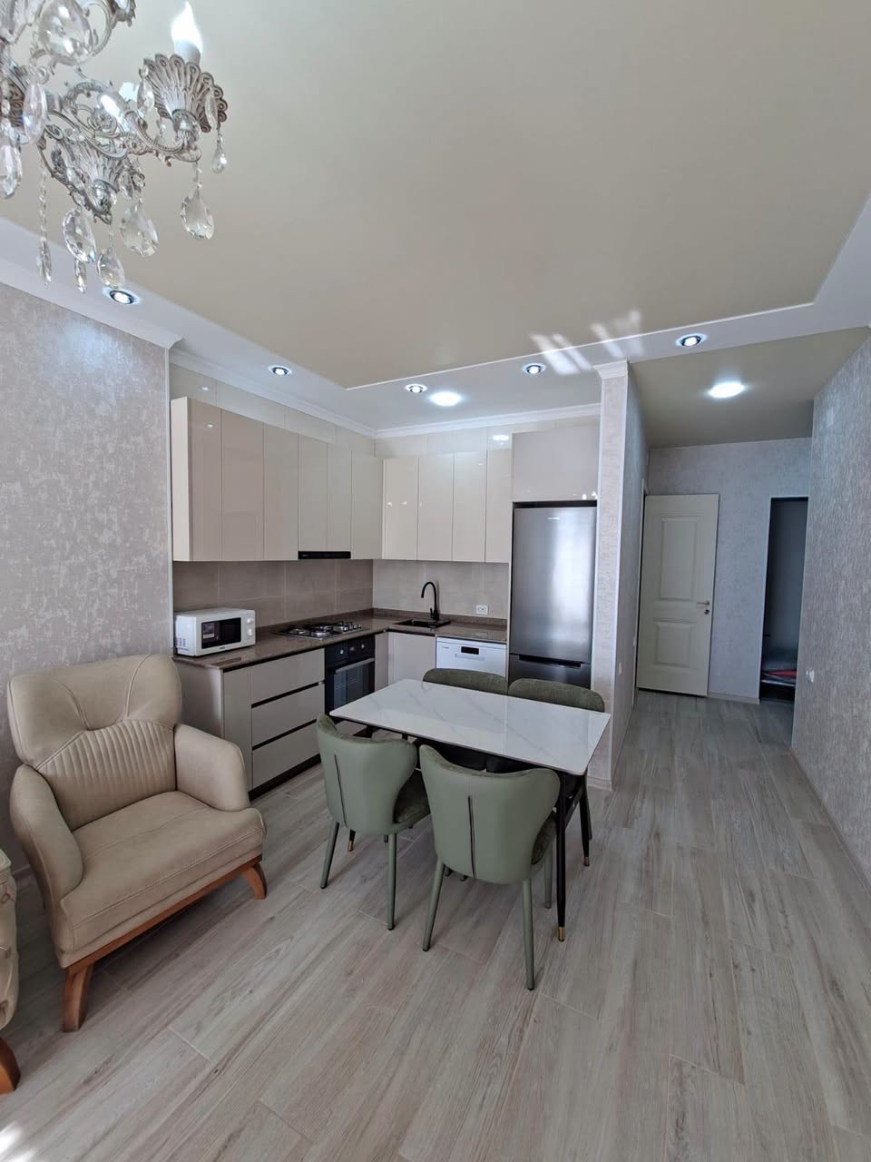 Сдаётся 2-комнатная квартира, Батуми — $800