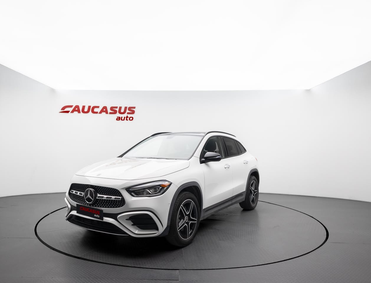 Mercedes-Benz GLA 250 AMG-Line 2022 — 26,500$