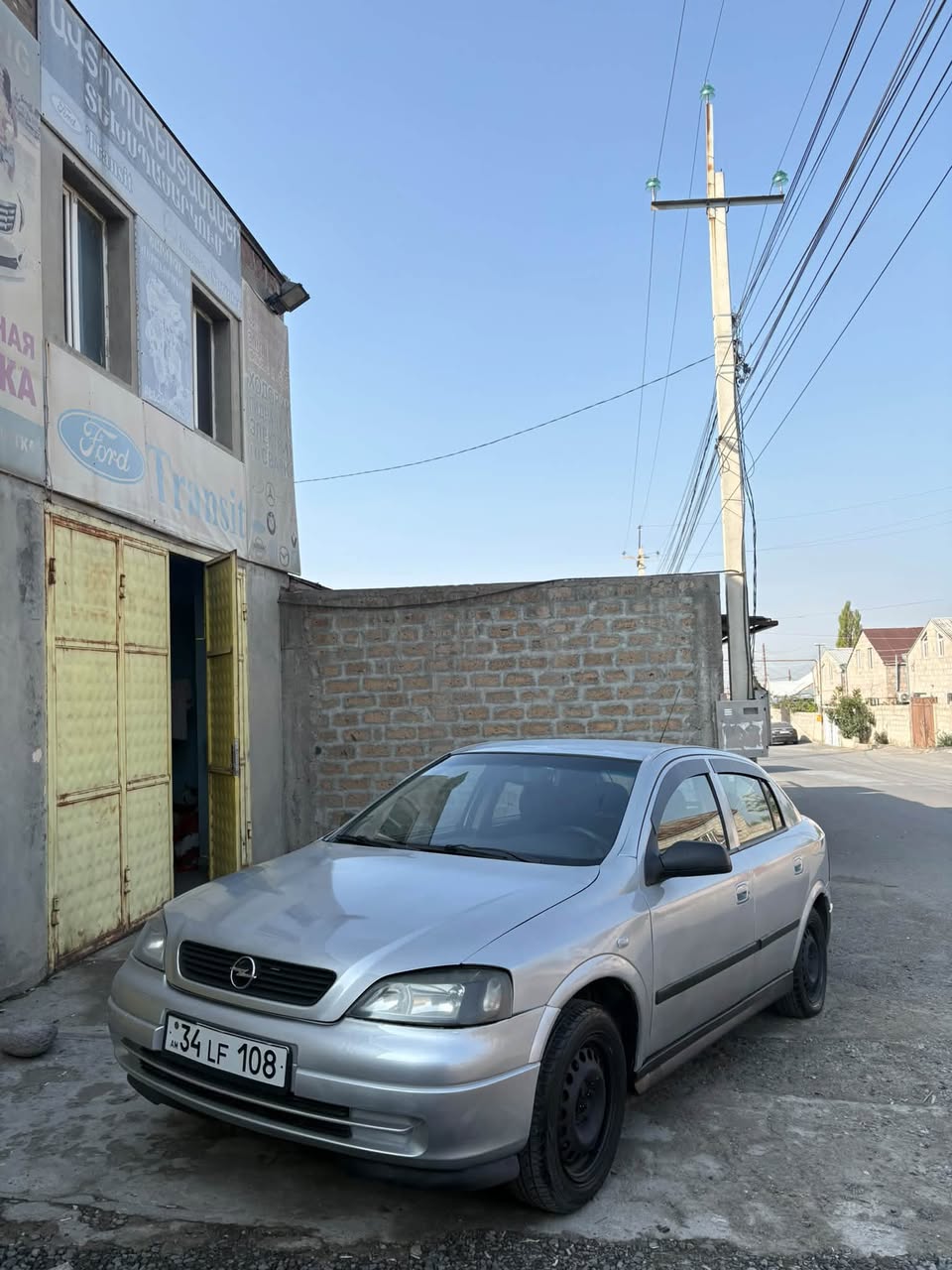 Avtomobil 2000 - 3000 dolar