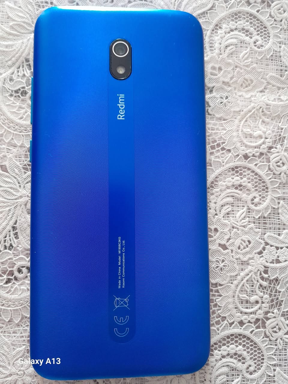 ტელეფონი — 8,100$