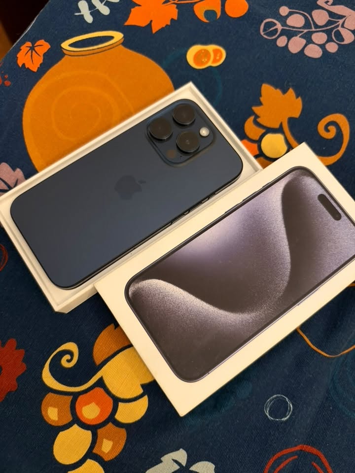iPhone 15 Pro, ბატარეა 85%