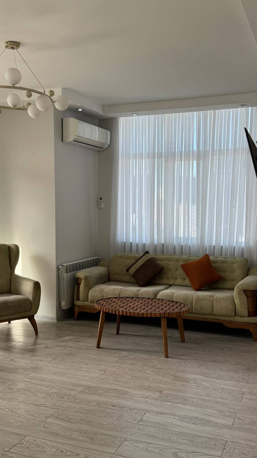 Продается 3-комнатная квартира, Батуми — $115,000