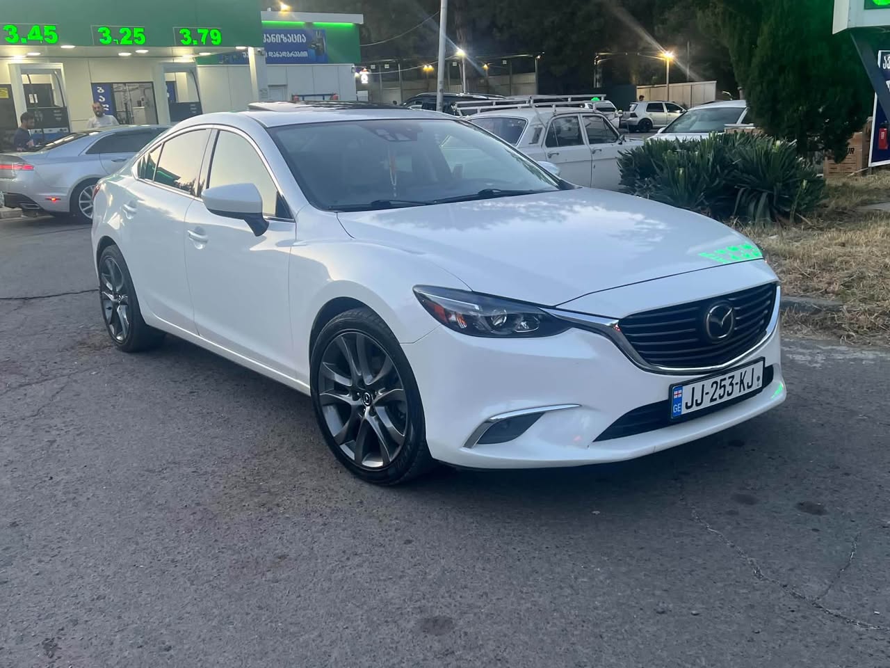 Grand Touringi 2.5 2016 — 7,500$