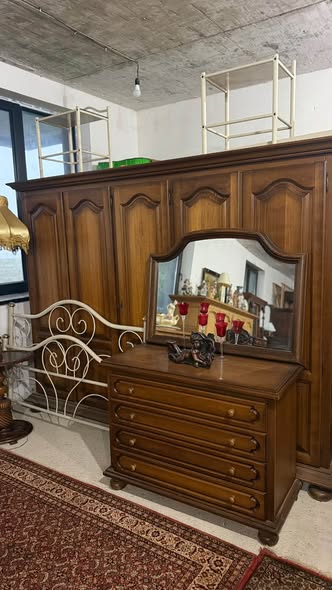 Sale discounts urgently selling Belgian furniture