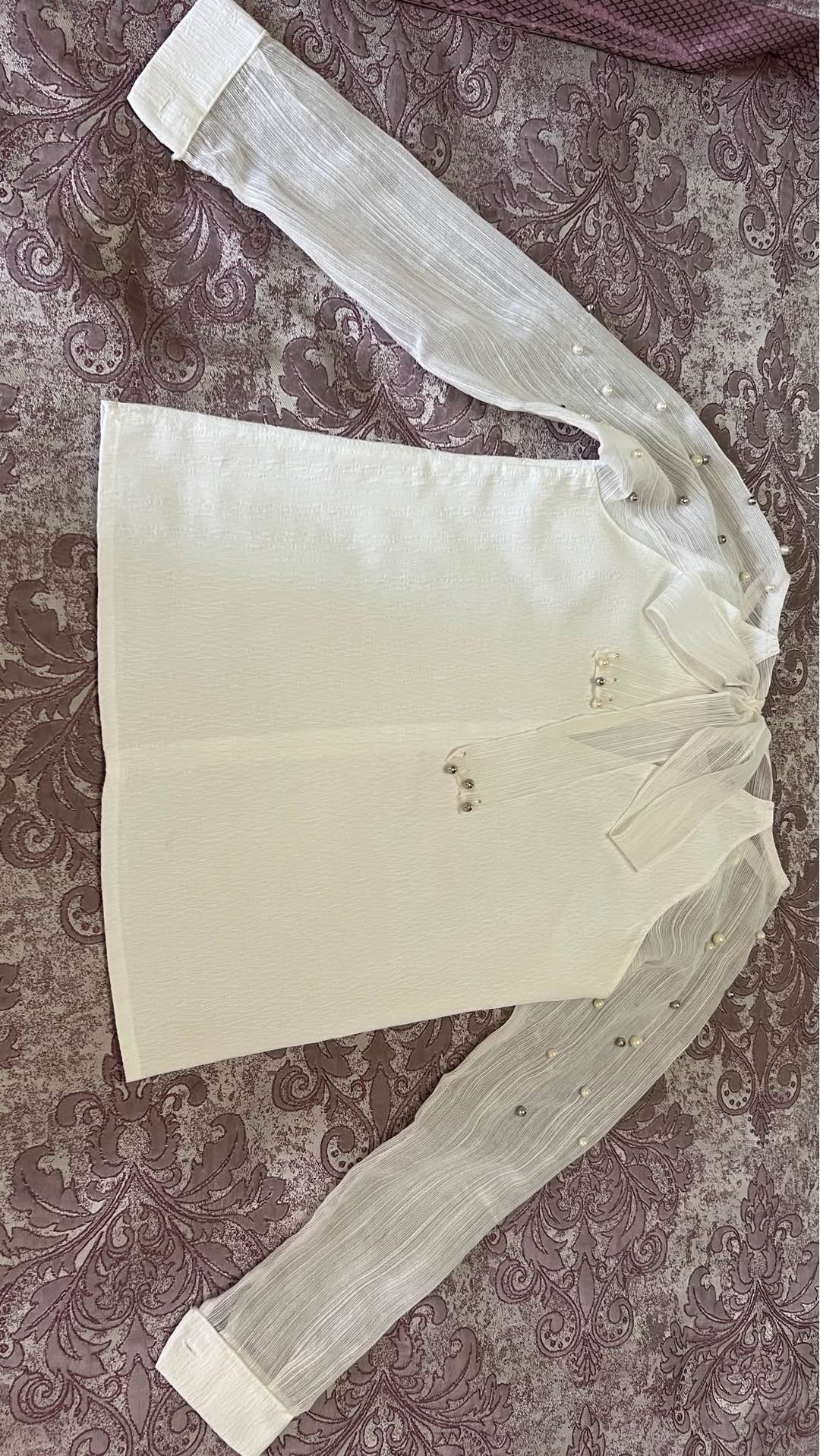 Beautiful blouse for xs, s, m sizes