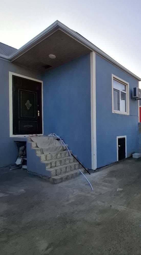 A 3-room house is for sale, $1.8 million
