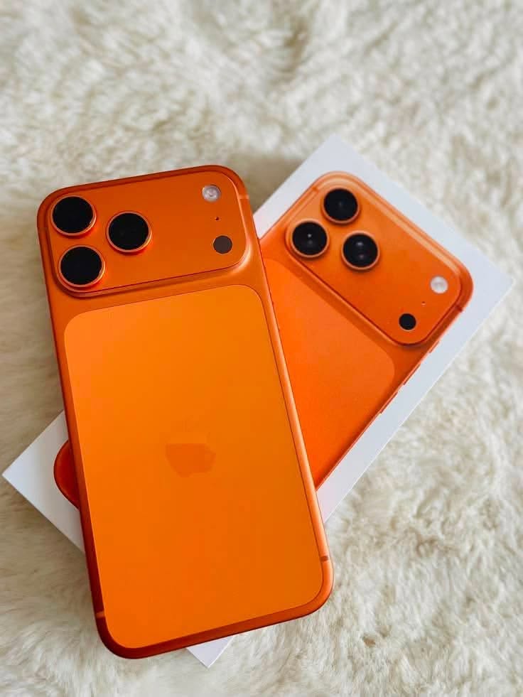 iPhone 17 Pro Max, orange