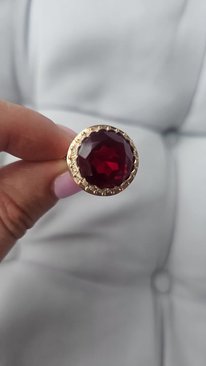Старинное фабричное золотое великолепное ожерелье