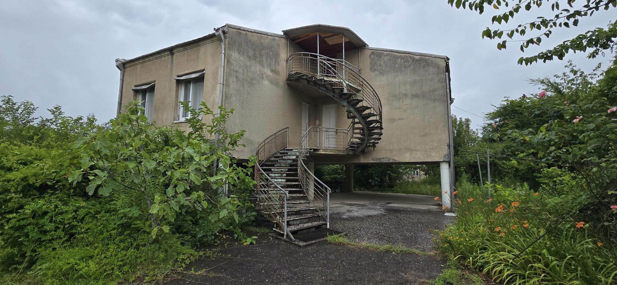 Продаётся капитальный дом в 22 км от Кутаиси — 70,000$