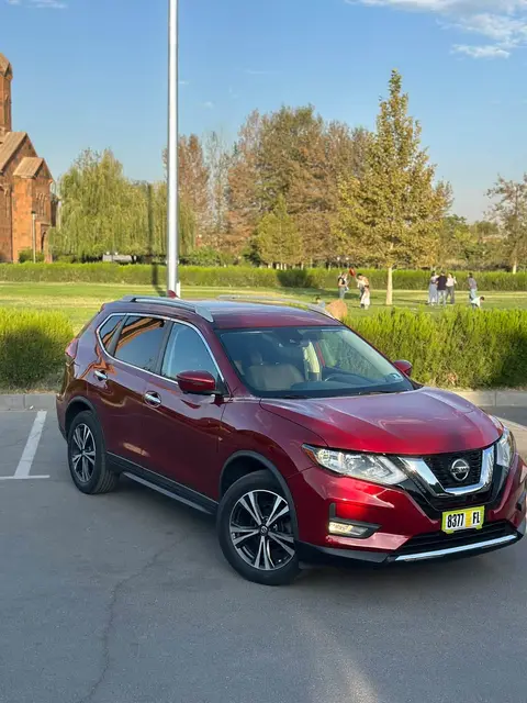 Nissan Rogue 2020