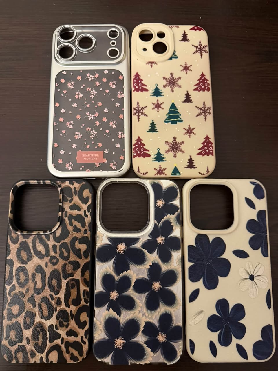 Satılır yeni kəslər iPhone 15
