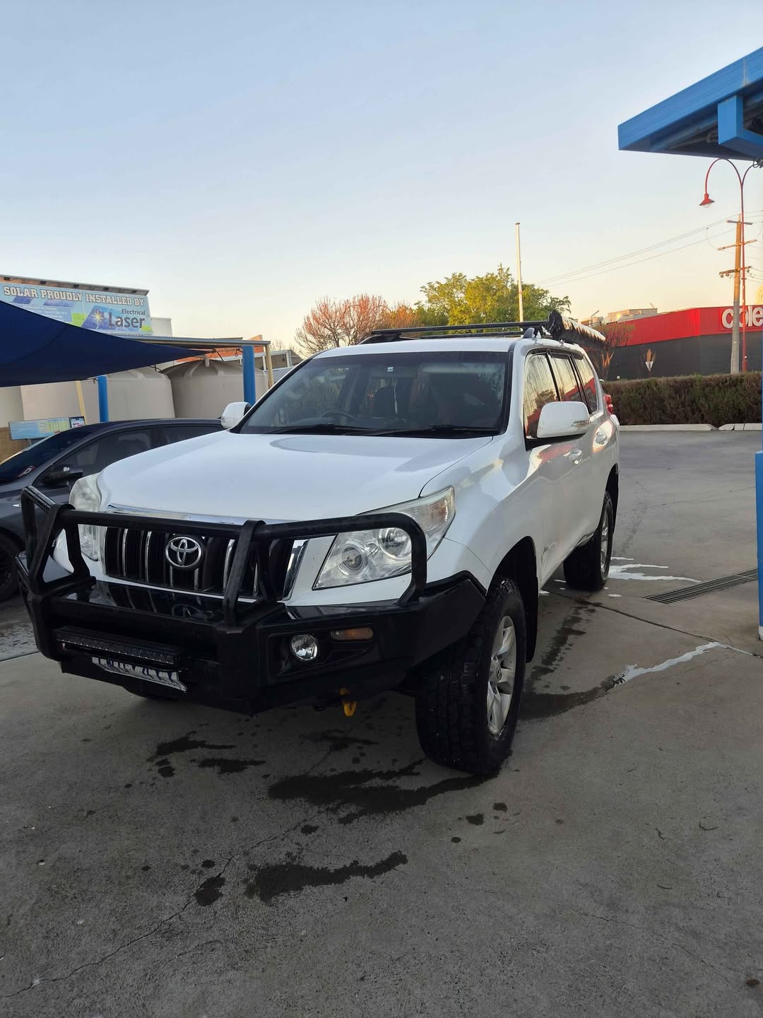 Prado 150 430,000 Can sell with