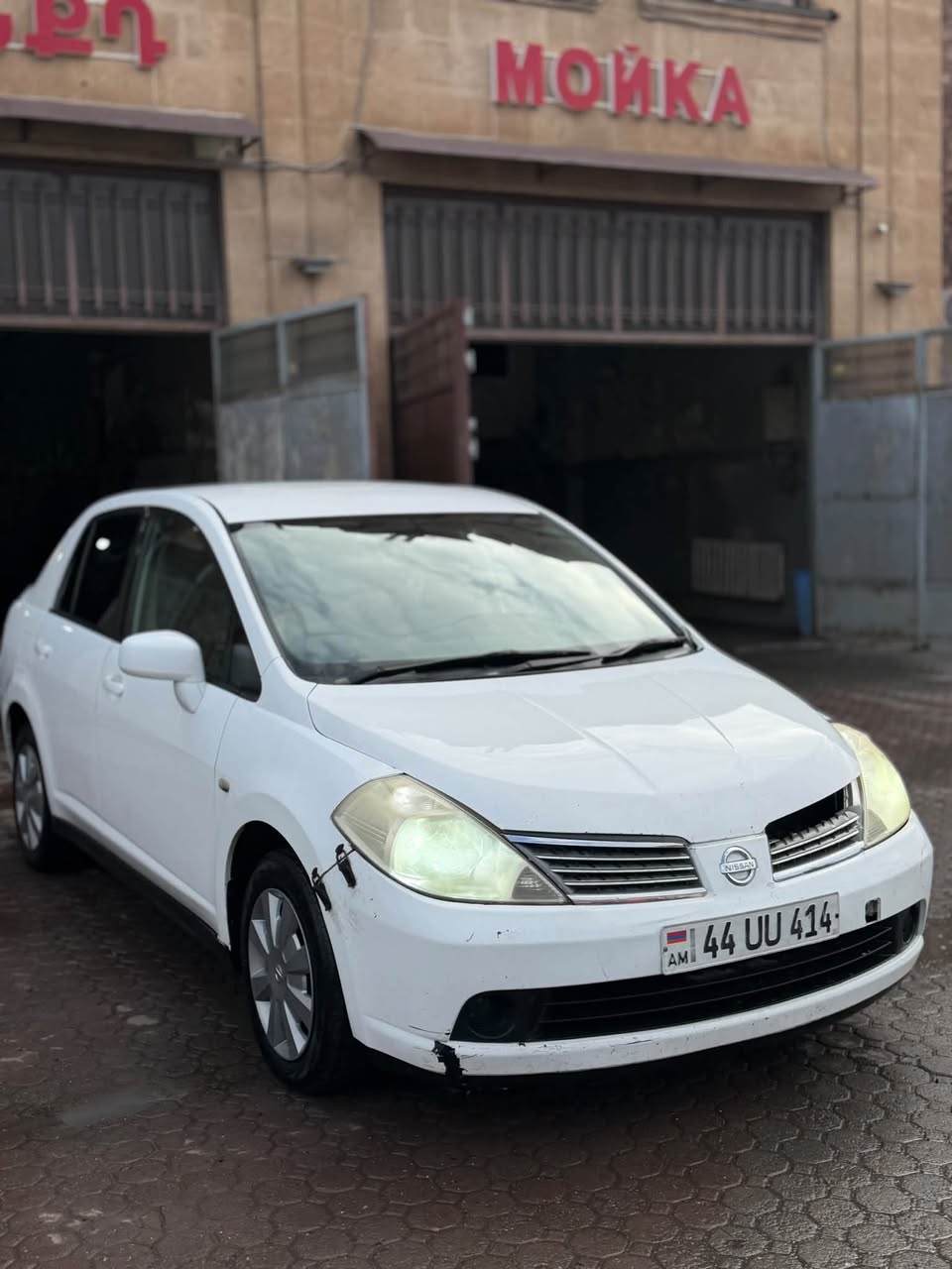 Nissan Tiida