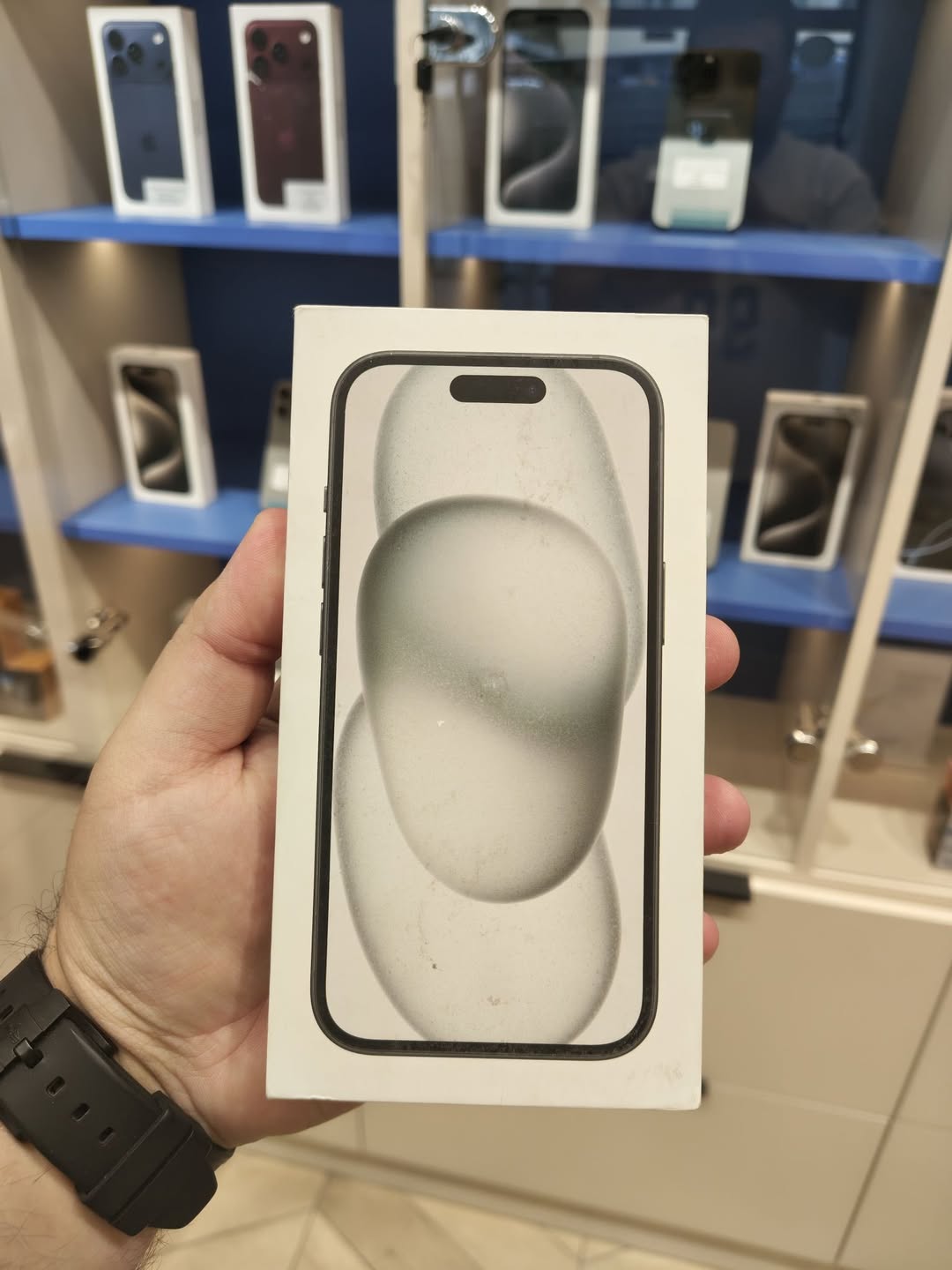 Iphone 15 pak dup 250. — 250,000֏