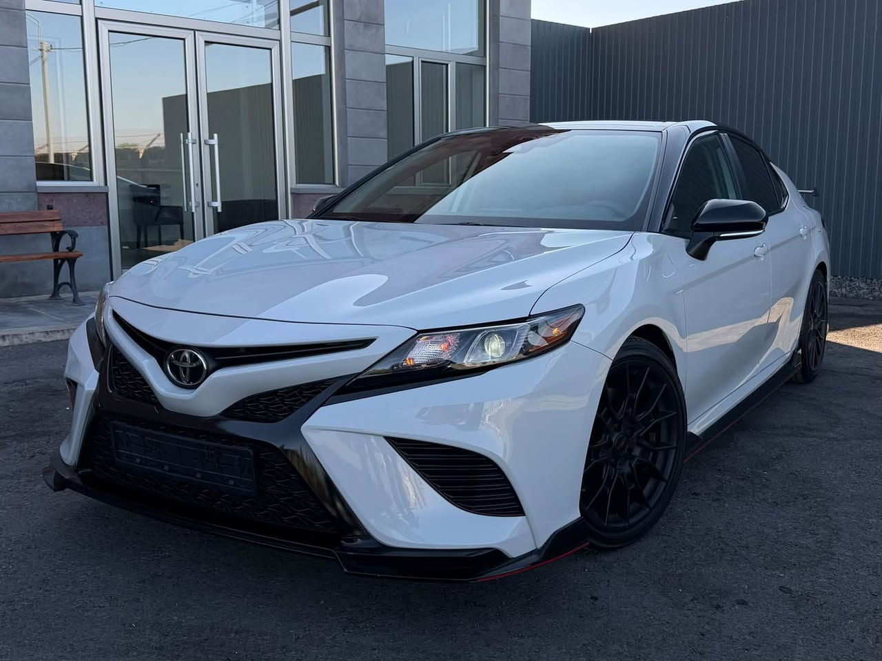Toyota Camry 2021