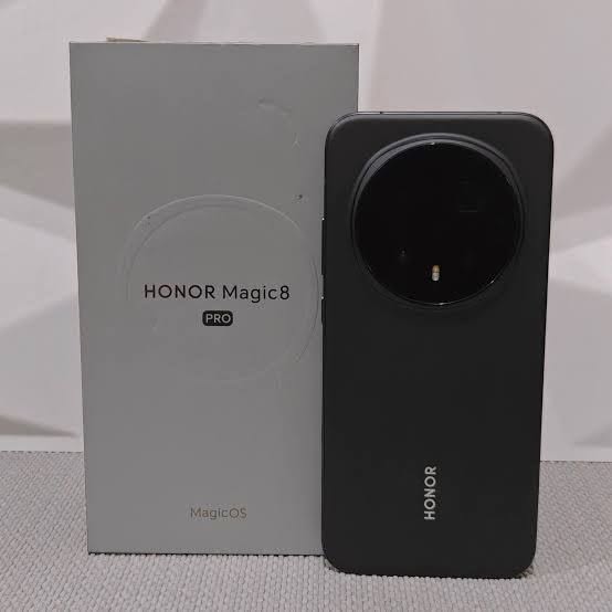 Honor Magic 8 Pro 16/512 ახალივით 2000