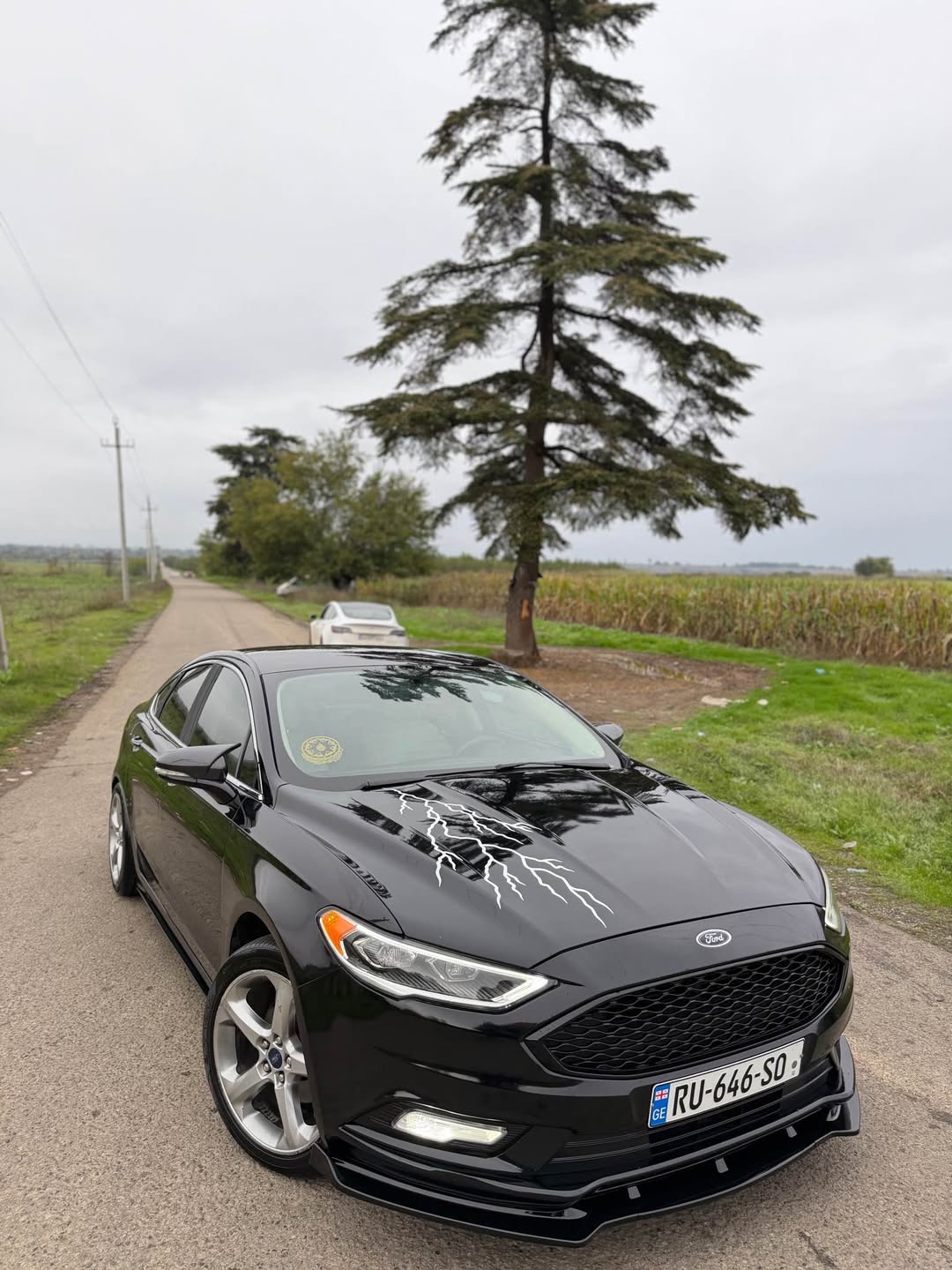 Avtomobil 2018 — 8,800$