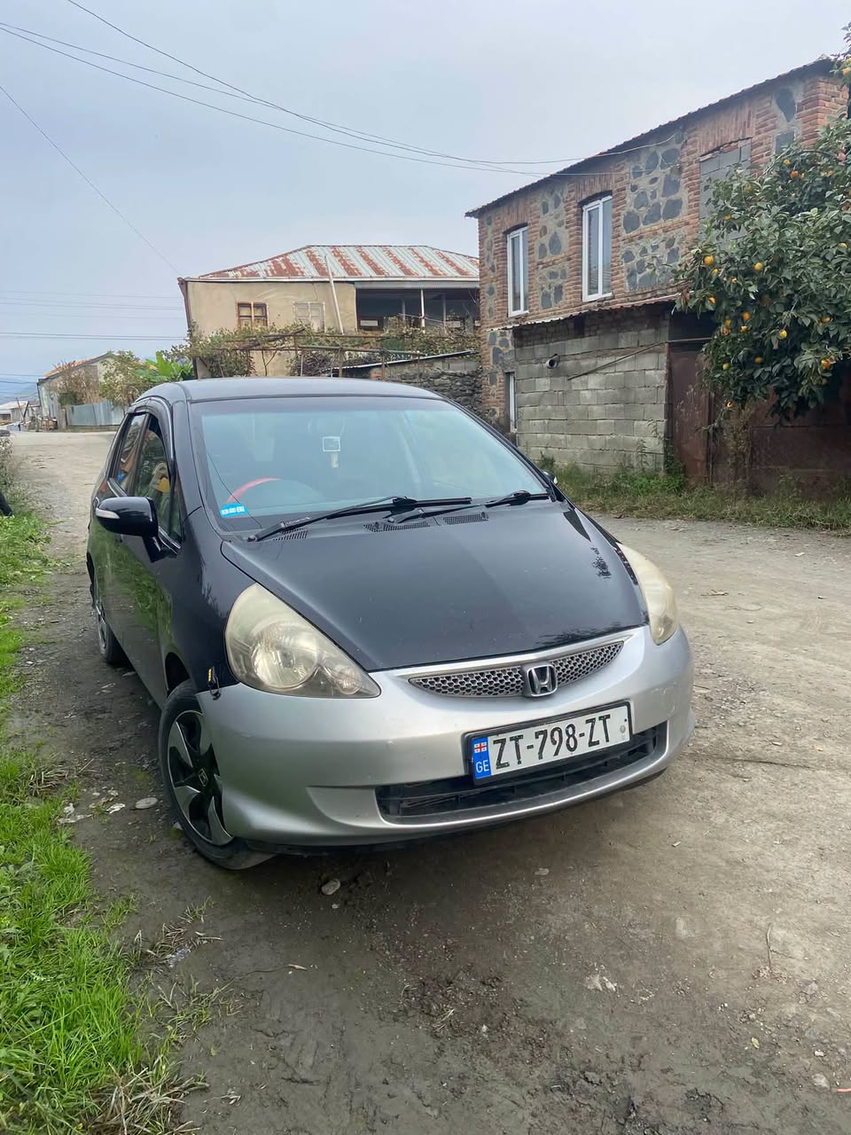 Автомобиль 2006 — 3000 долларов