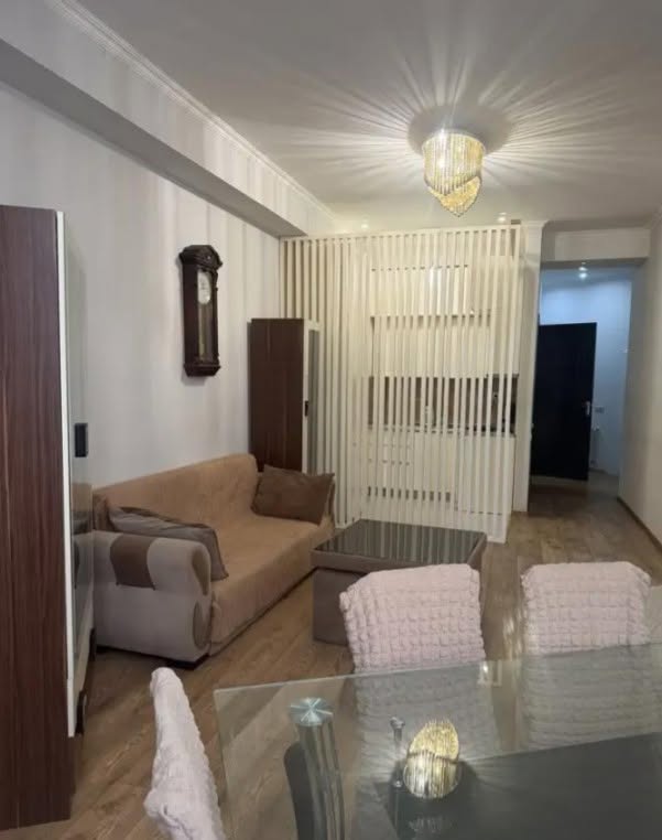 3 otaqlı mənzil satılır, Tbilisi — $135,000
