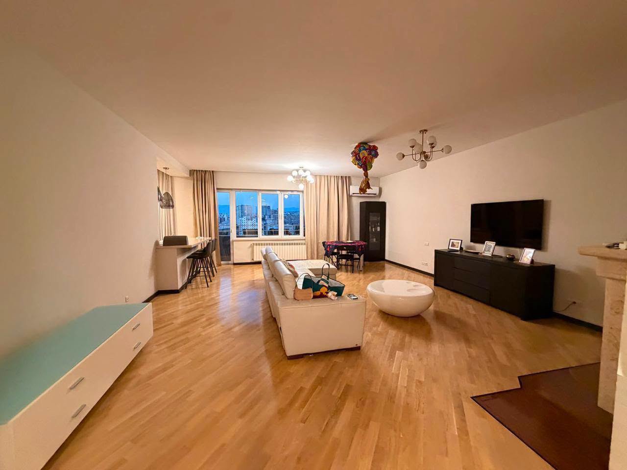 4 odaya sahip daire kiraya verilir, Tiflis
