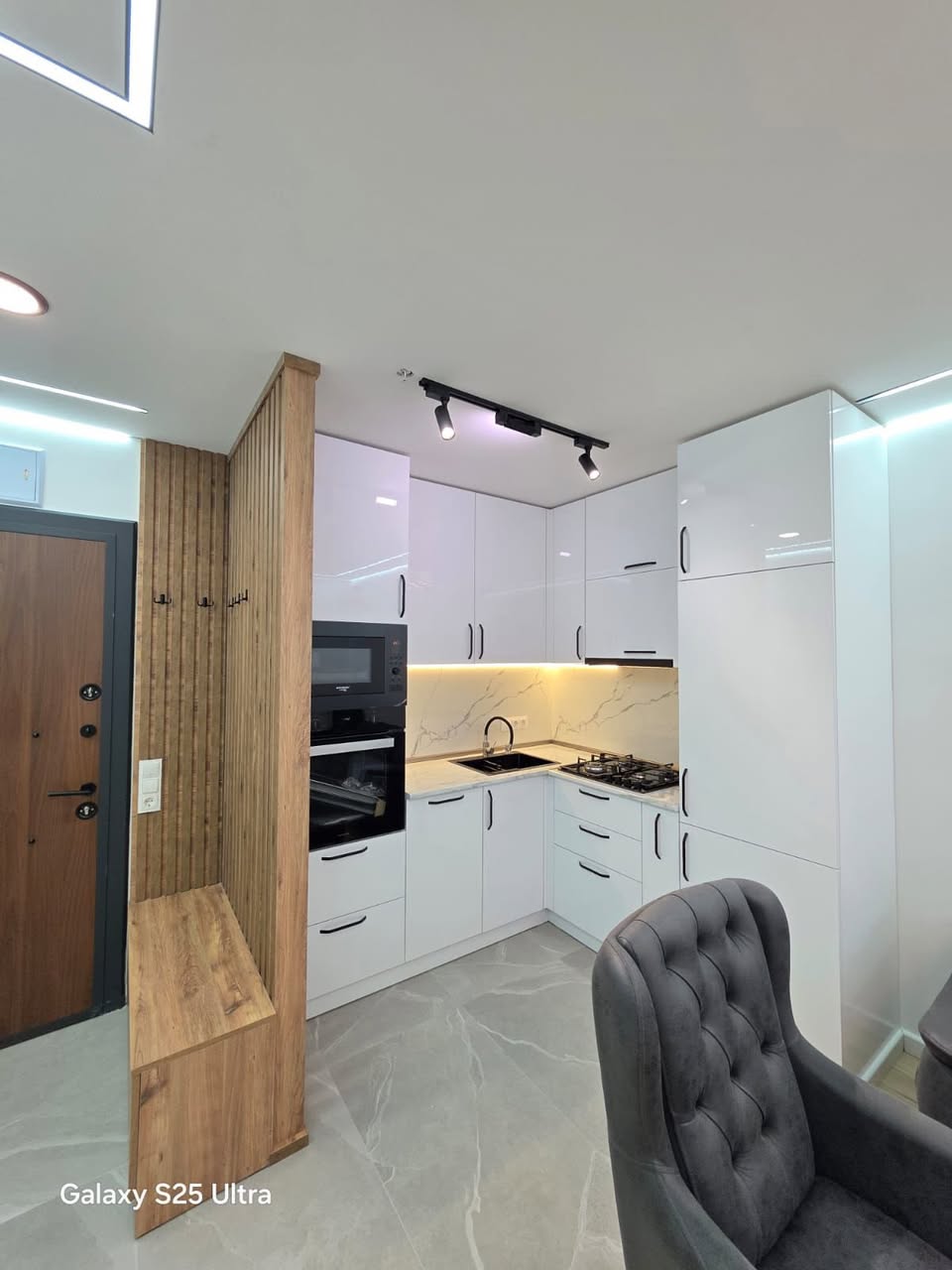 იჯარით გასაცემია 1 ოთახიანი ბინა, ბათუმი — $600