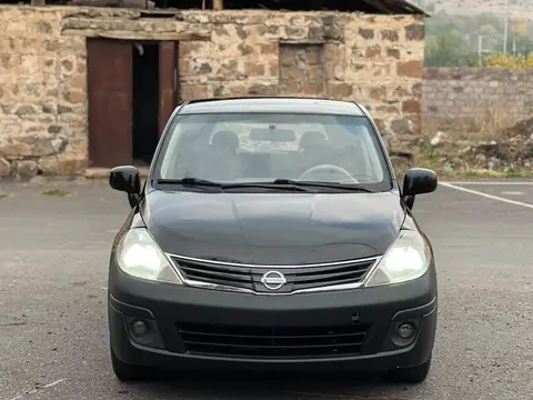 Nissan Versa 2007 — 4,250$