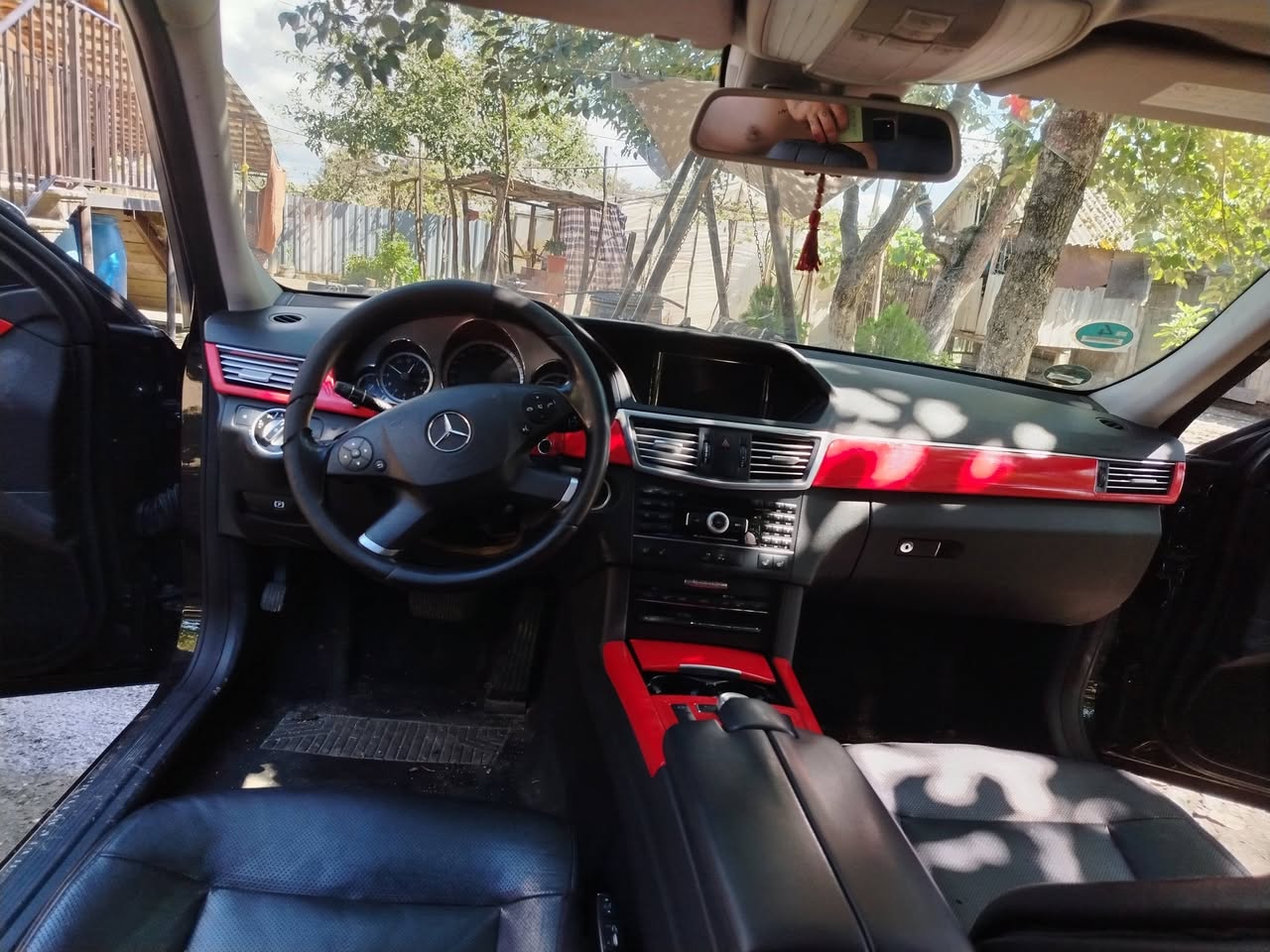 ავტომობილი — 700$