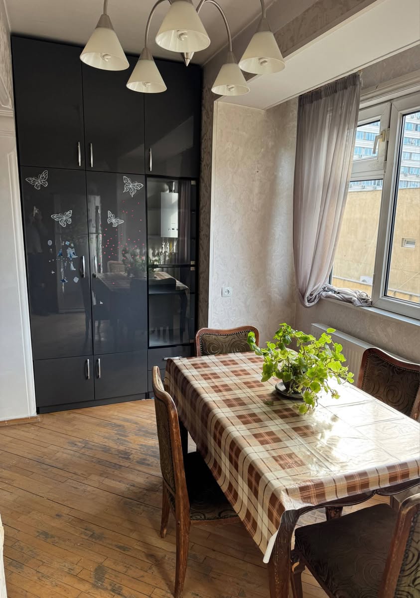 3 otaqlı mənzil satılır, Tbilisi — $151,000
