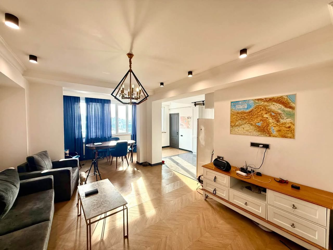 Satılır 2 otaqlı mənzil, İrəvan - $176,000