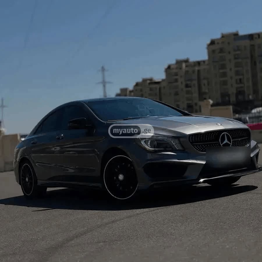 Mercedes-Benz CLA 250 2015