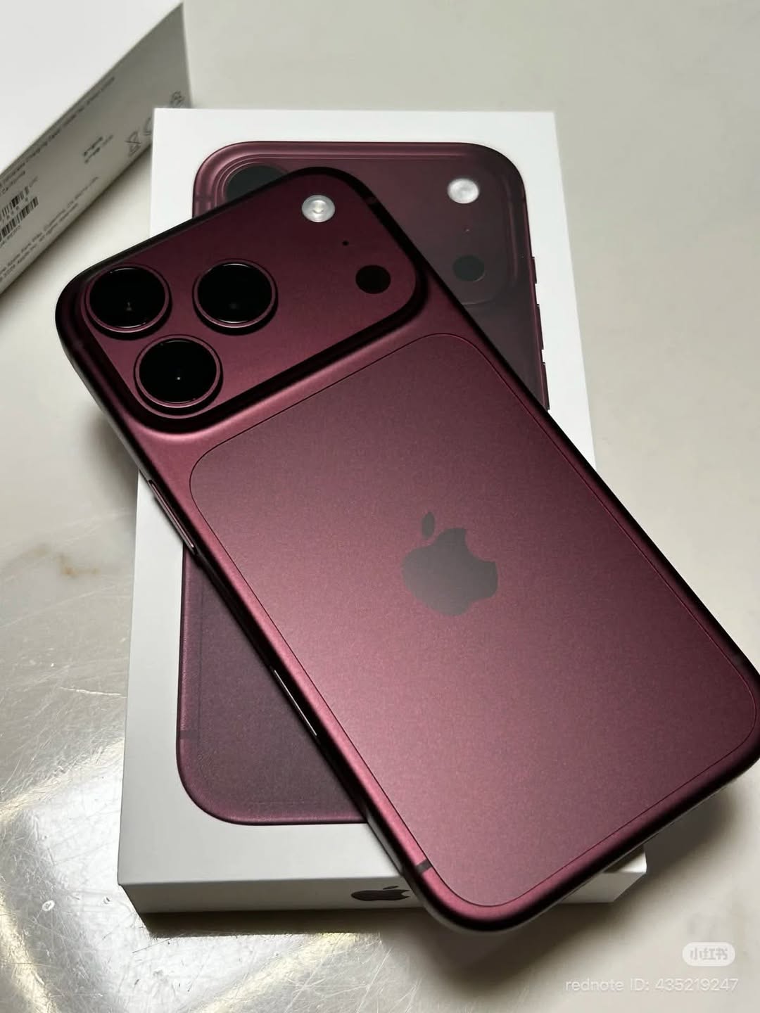 iPhone 18 Pro Max, 100% battery, with box
