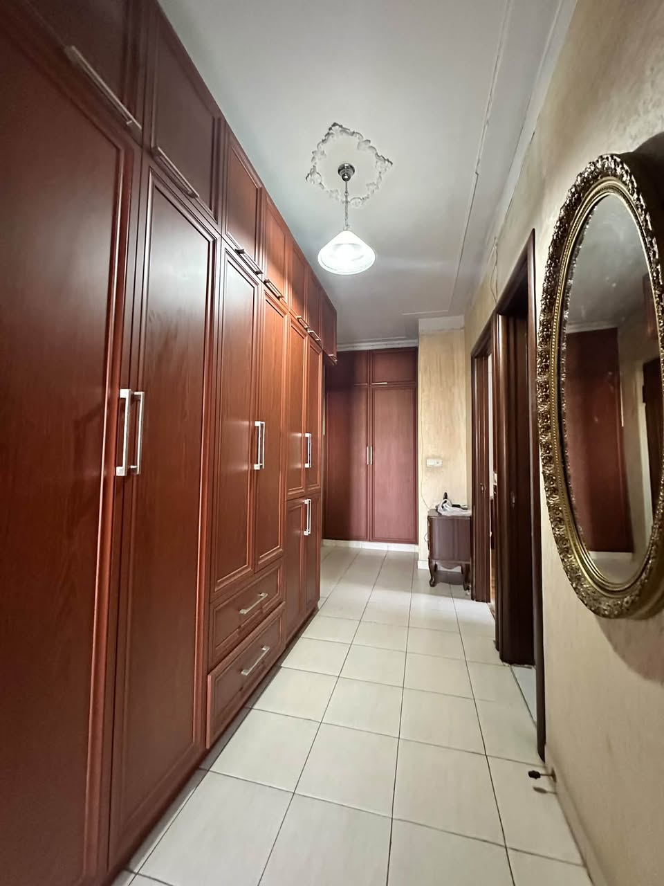 2 ოთახიანი ბინა იყიდება, ერევან — $112,000