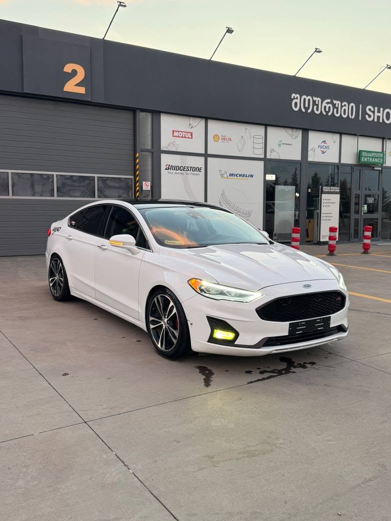 Ford Fusion