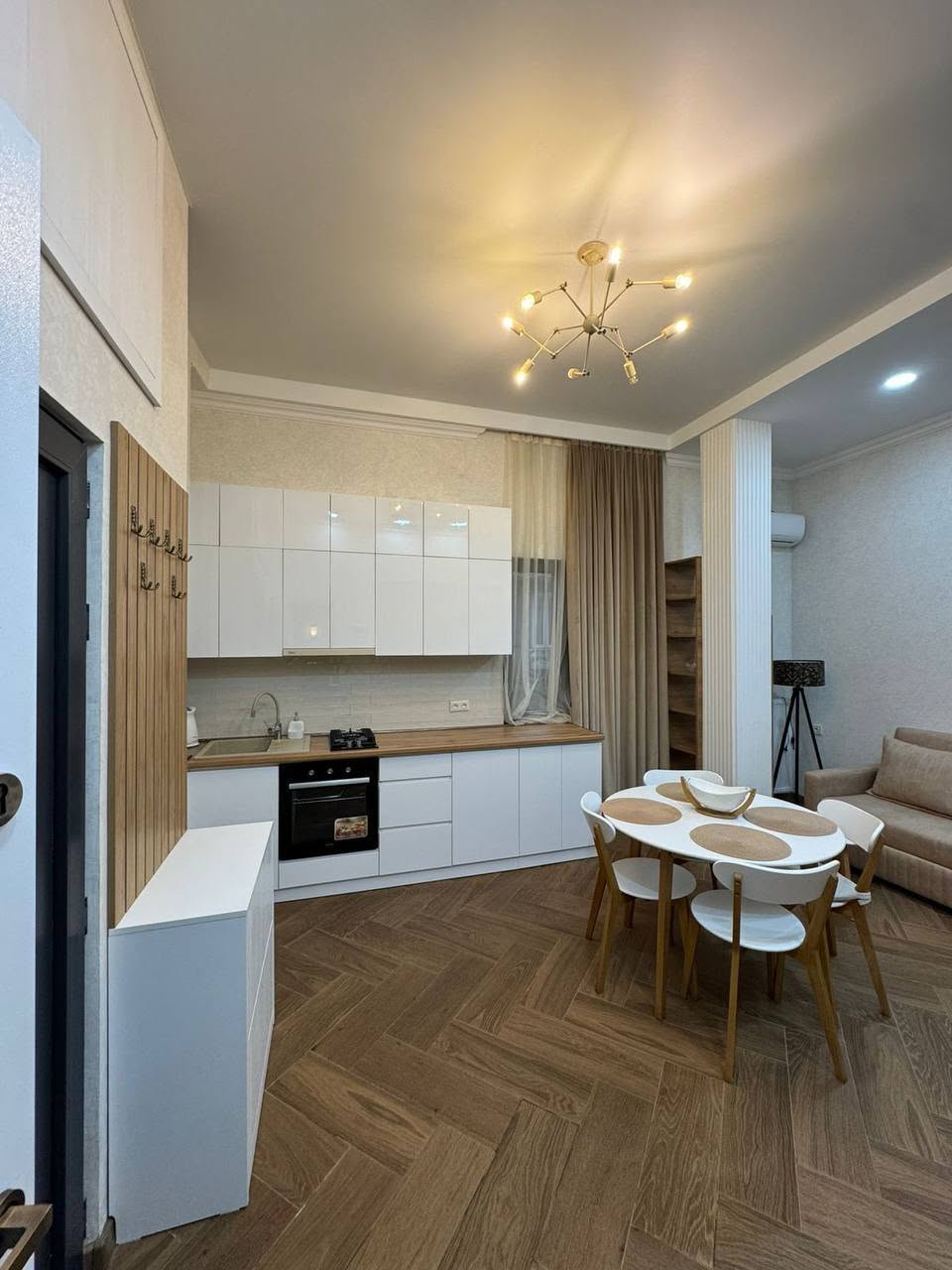 APARTMENT FOR RENT IN OLD BATUMI! — 750$