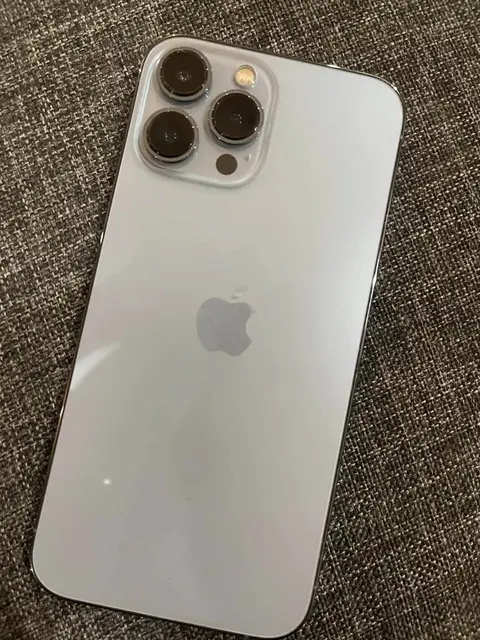 iPhone 13 Pro Max 75% battery, boxed
