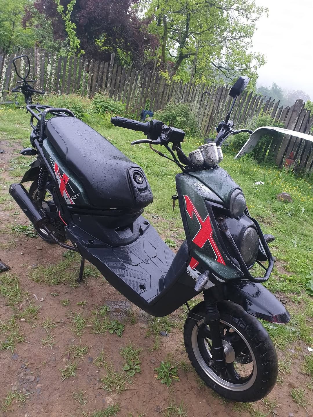 600ლ. გავყიდი ან გავცლი მობილურში. ეს 600 azn-ə satıram və ya mobilə verməyə hazıram. Bu