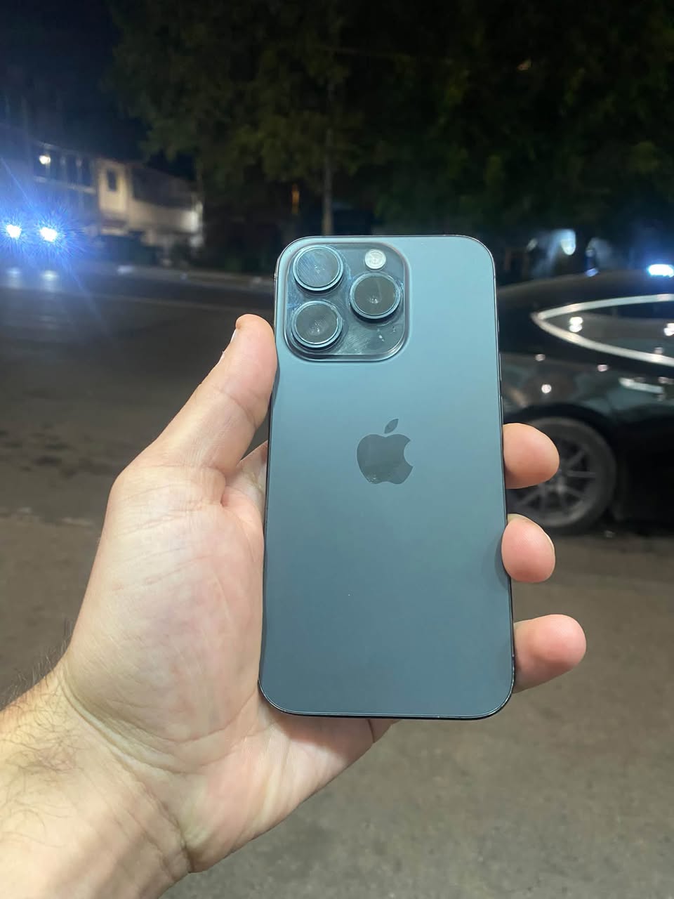 Ифон 15 Pro 128ГБ с SIM — 185 000 рублей