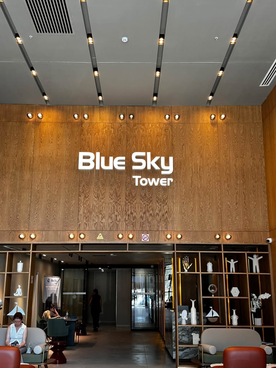 Blue Sky-da 32 kv. m studiya