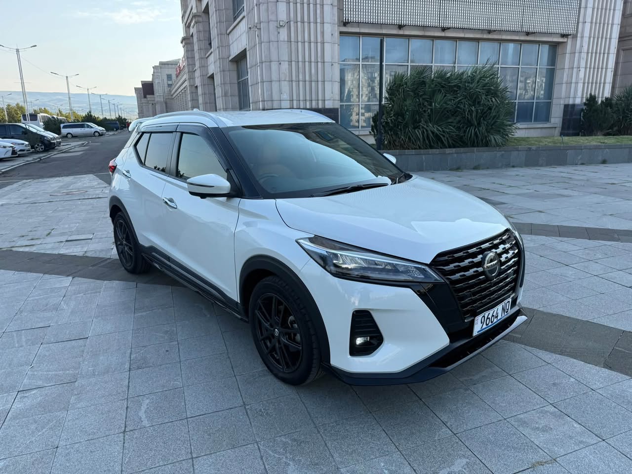 Nissan 2021