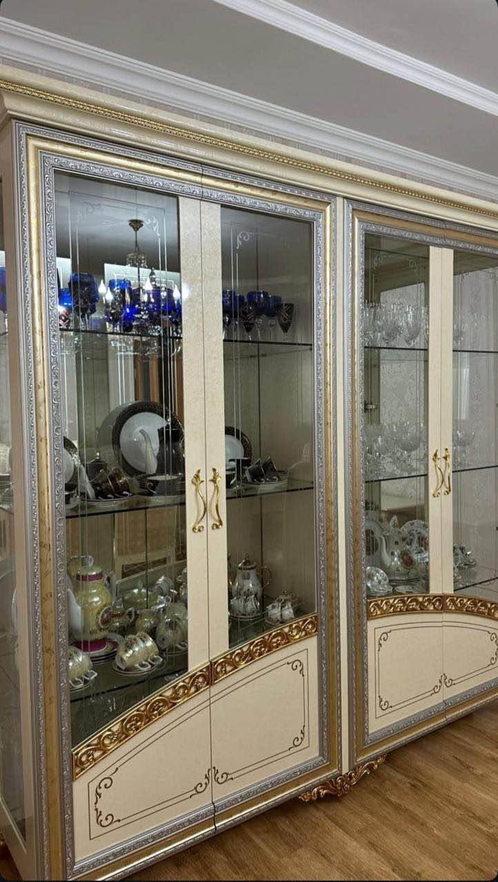 Vitrin ideal durumdadır