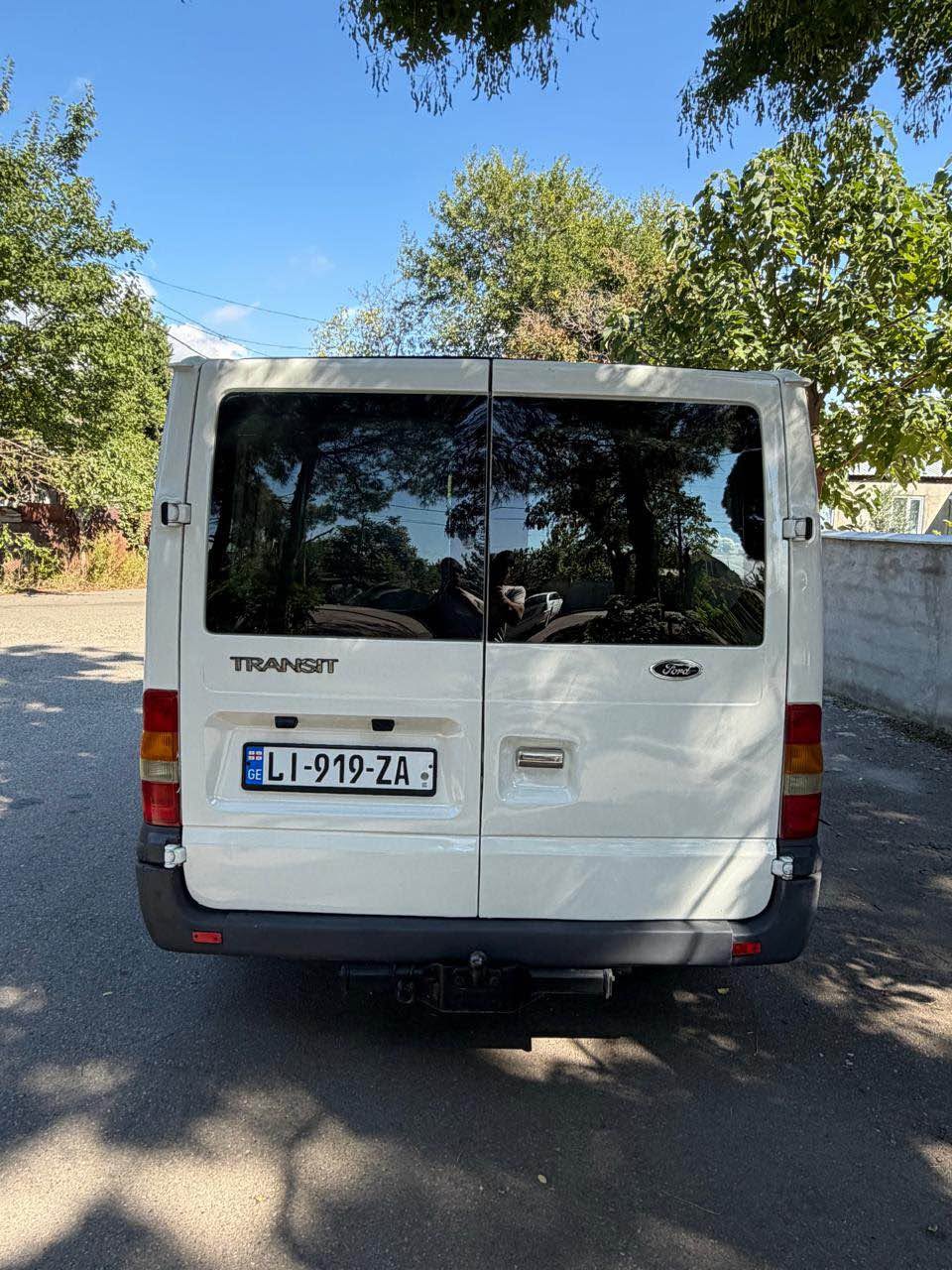 Transit 2006 — 5,700$