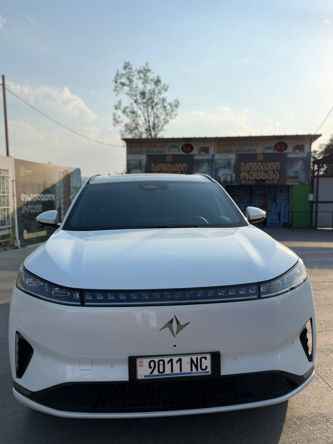 Dongfeng eπ008 636 Max Pure Electric 2024 — 27,000$