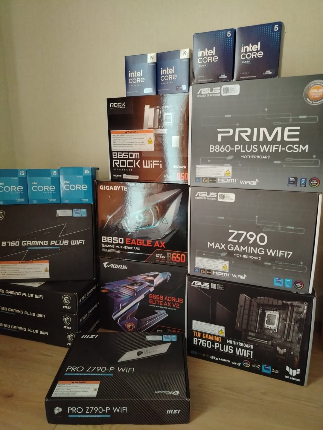 Intel CPU and motherboards, prices