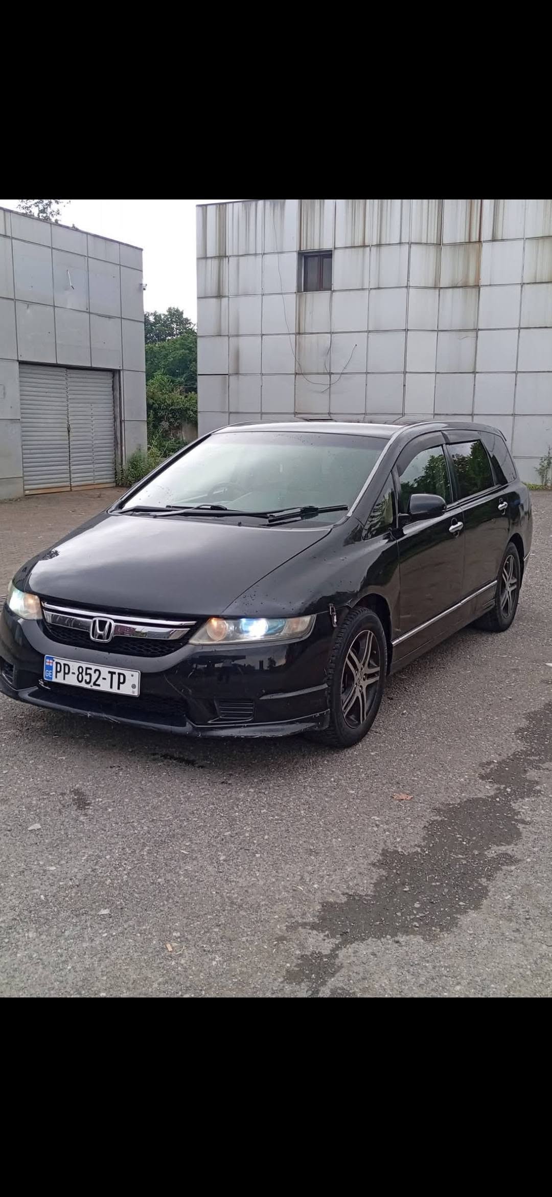 Honda Odyssey 2004 թվականի։ Չորրորդ սերնդի բնական — $2,500