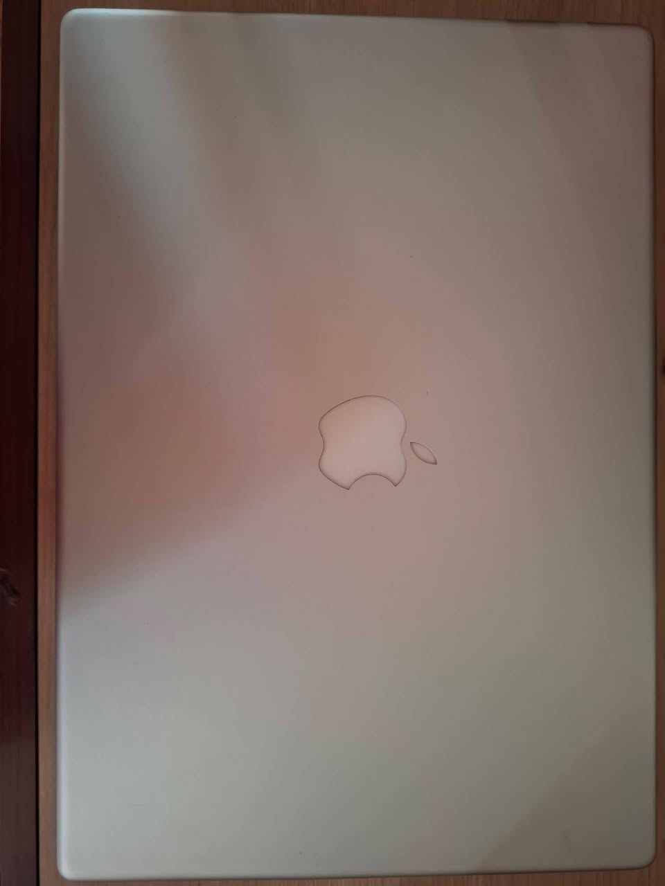 Mac PowerBook G4 2005 with charger