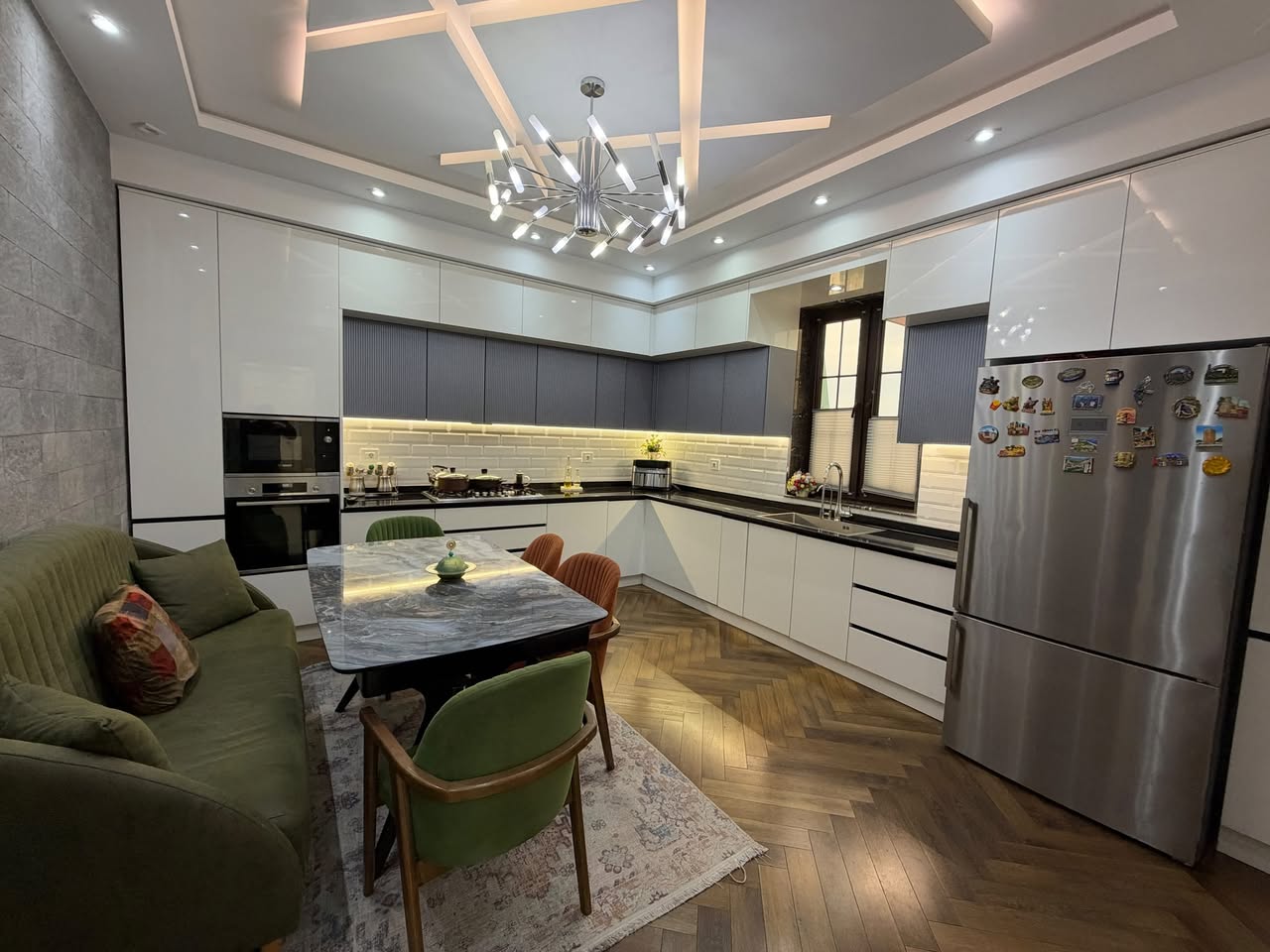 4 otaqlı mənzil satılır, Bakı