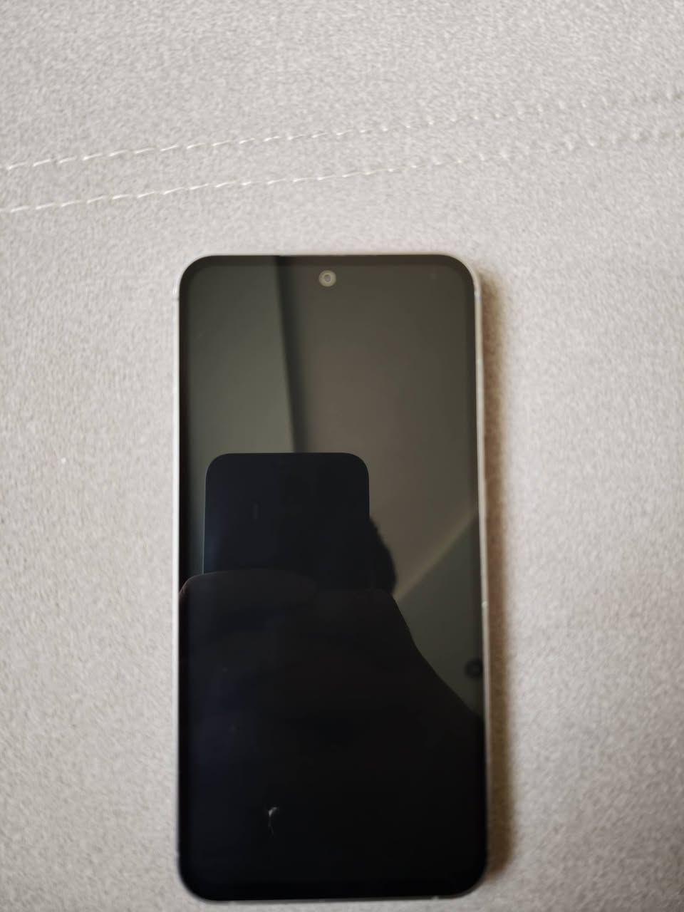 Samsung Galaxy S23 FE 8/128GB իդեալական աշխատում է