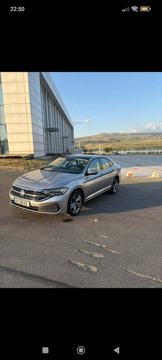 2022 1.5 SE- մոդել 46 մղոն իդեալական վիճակում 12500$