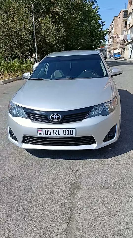 Toyota Camry LE 2012